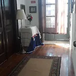 Casa Dragao Bed & Breakfast *