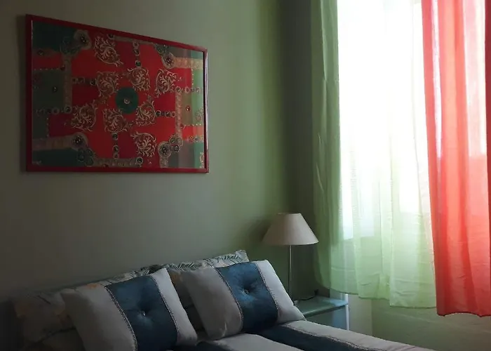 Casa Dragao Bed & Breakfast *